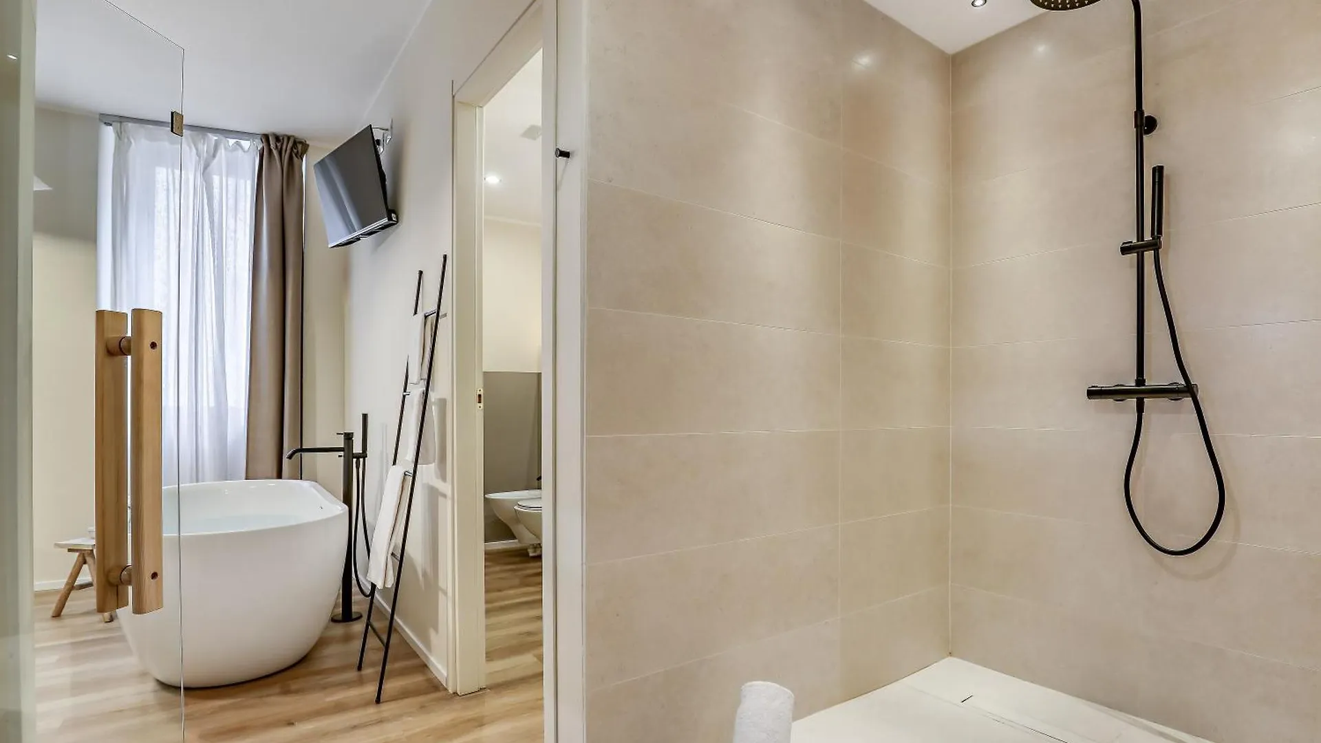 Welchome - Suites - Perugia 0*,